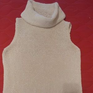 Summer sleeveless sweater